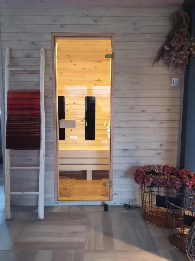 Prachtige Chalet Wabi Sabi Aan Het Water! 赫尔 外观 照片